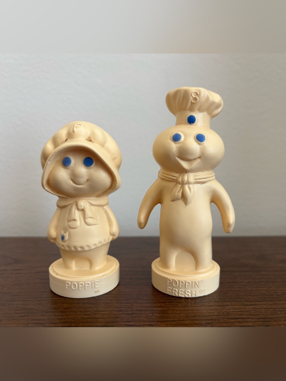 Vintage Pillsbury Plastic Salt & Pepper Shaker Set